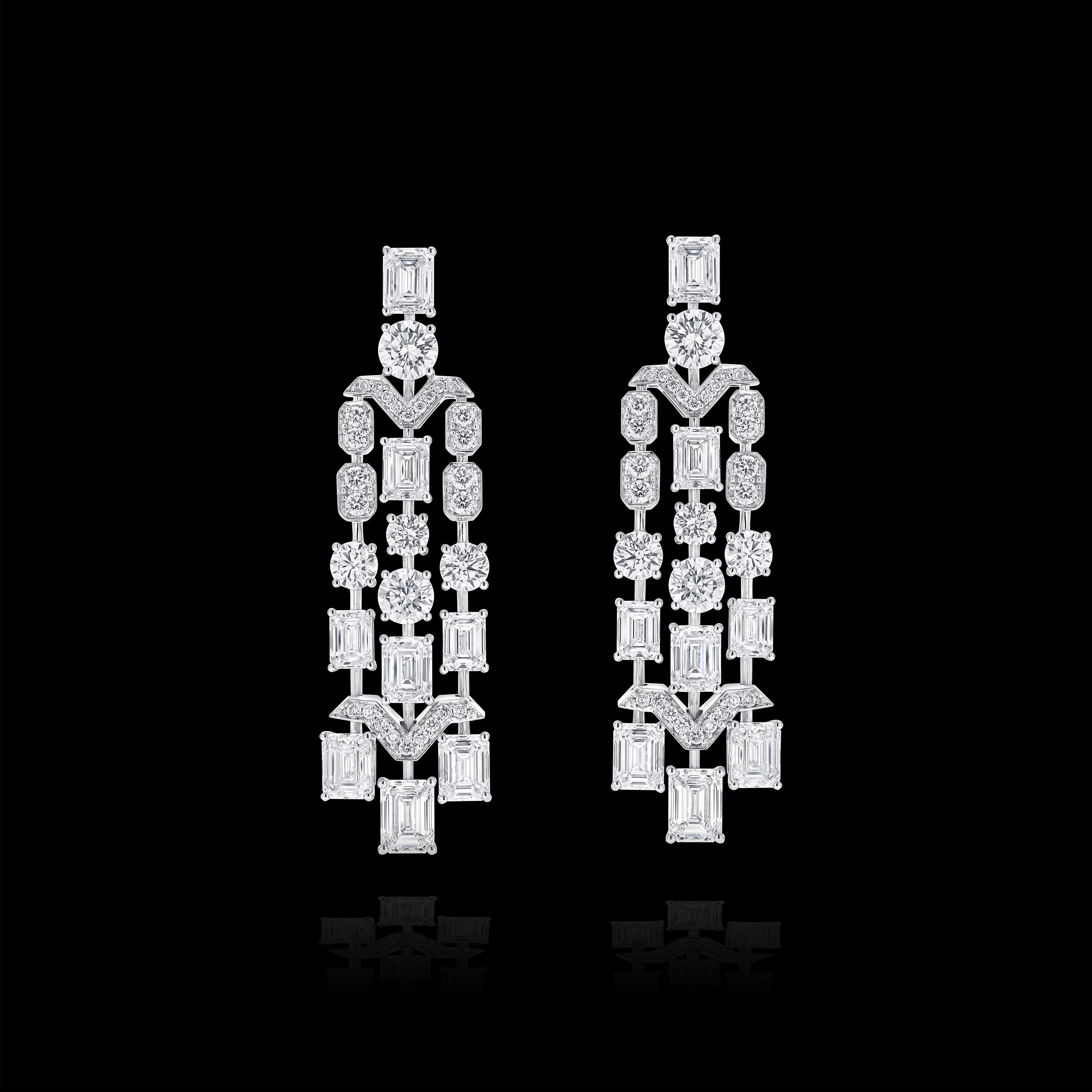 Image shows pair of Graff White Diamond High Jewellery earrings