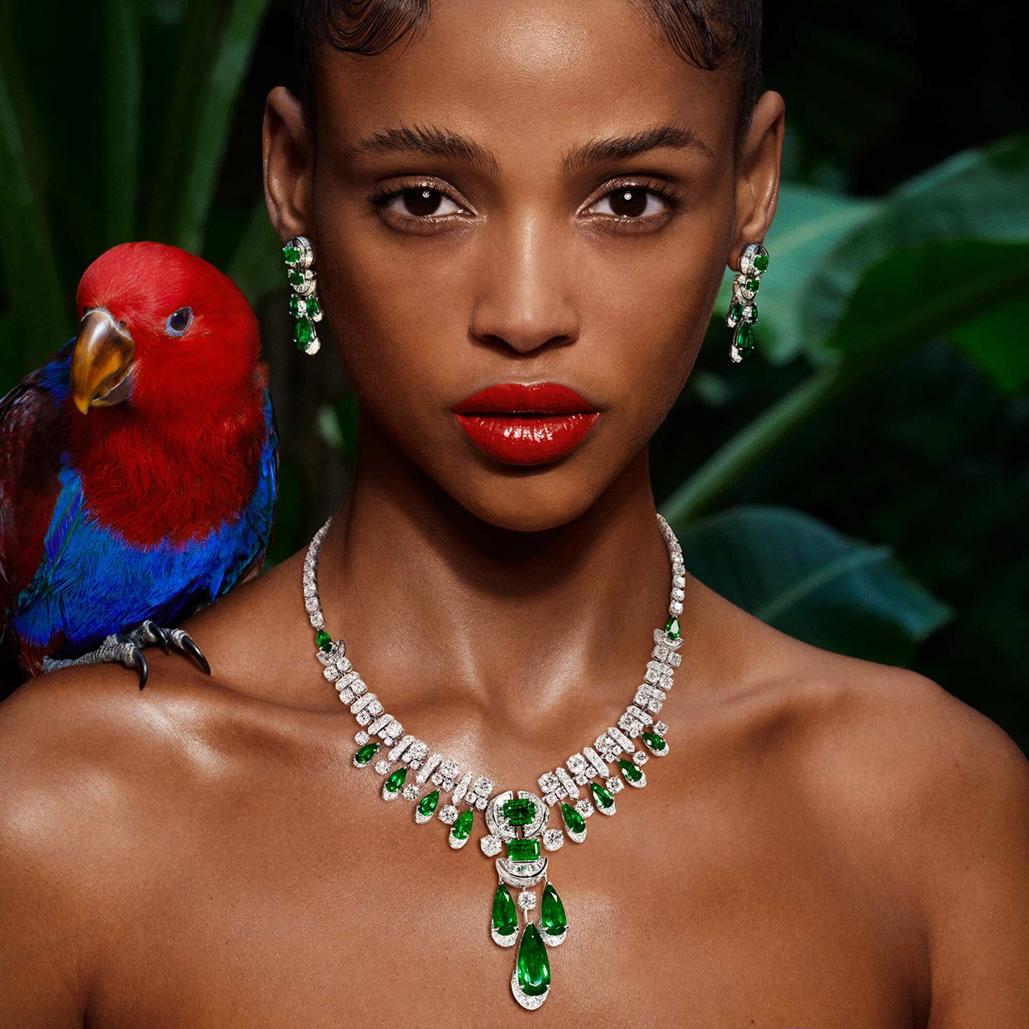 Model wears Emerald and Diamond Graff High Jewellery suite