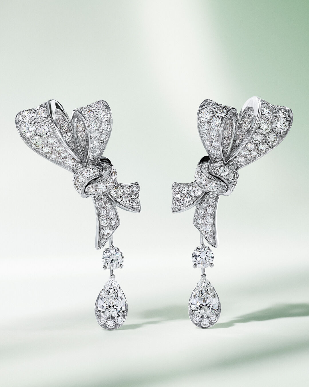 Anniversary Gifts - image shows image of heart shape diamond line necklace