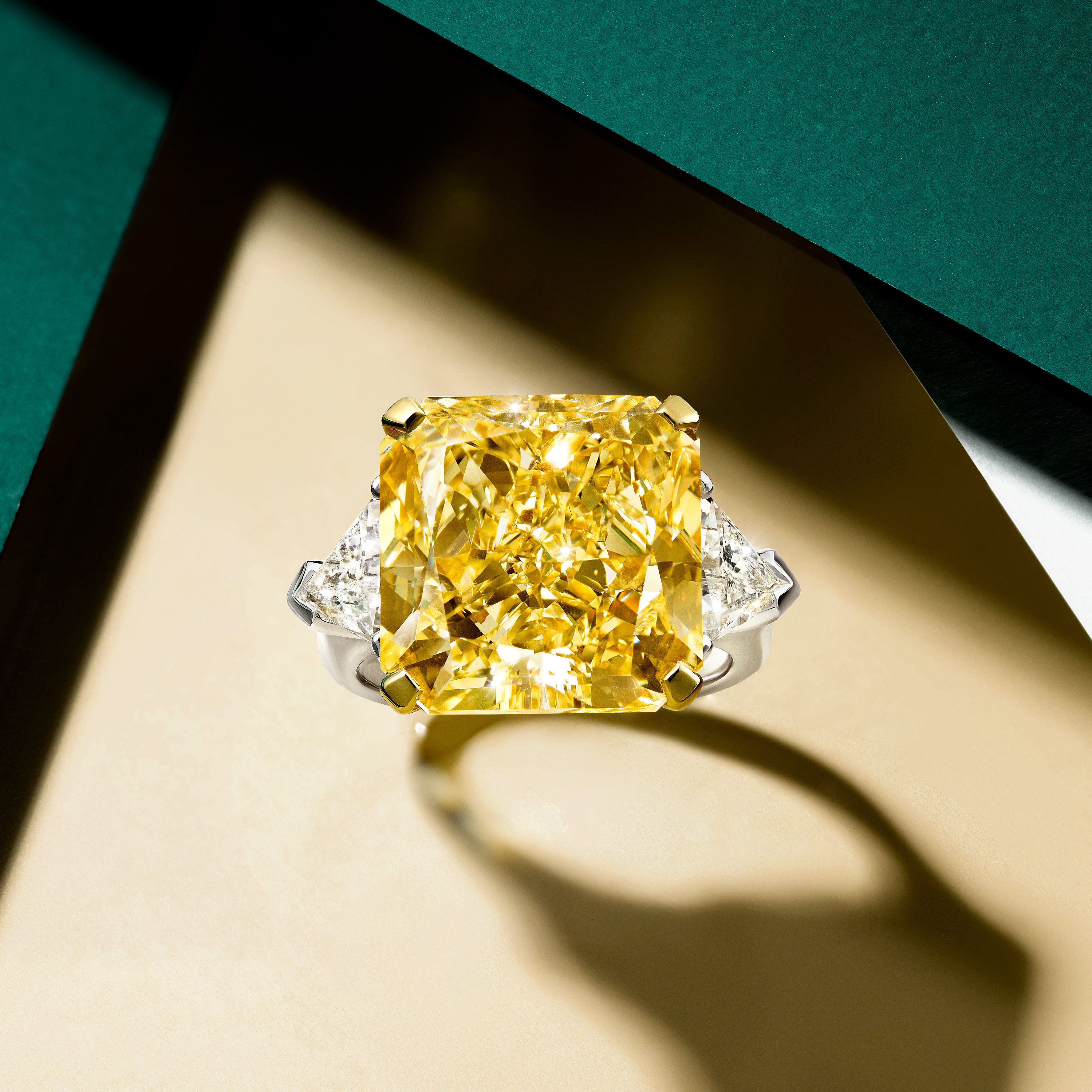 Graff yellow diamond ring
