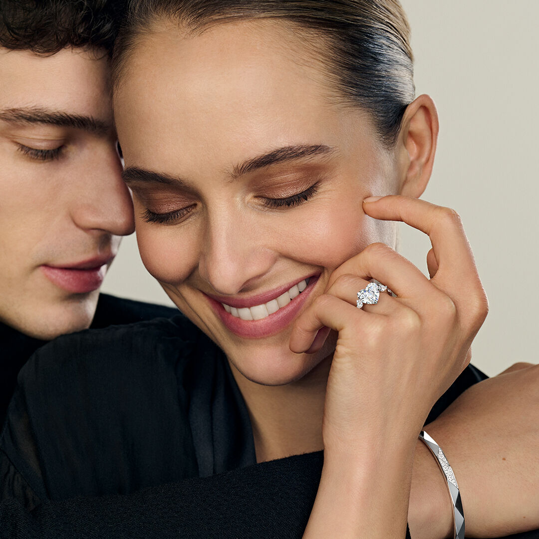 Image shows Graff Butterfly Double Butterfly Silhouette Diamond Pendant