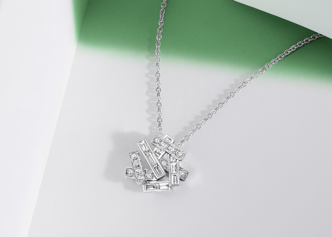 Images shows Graff Threads pendant 