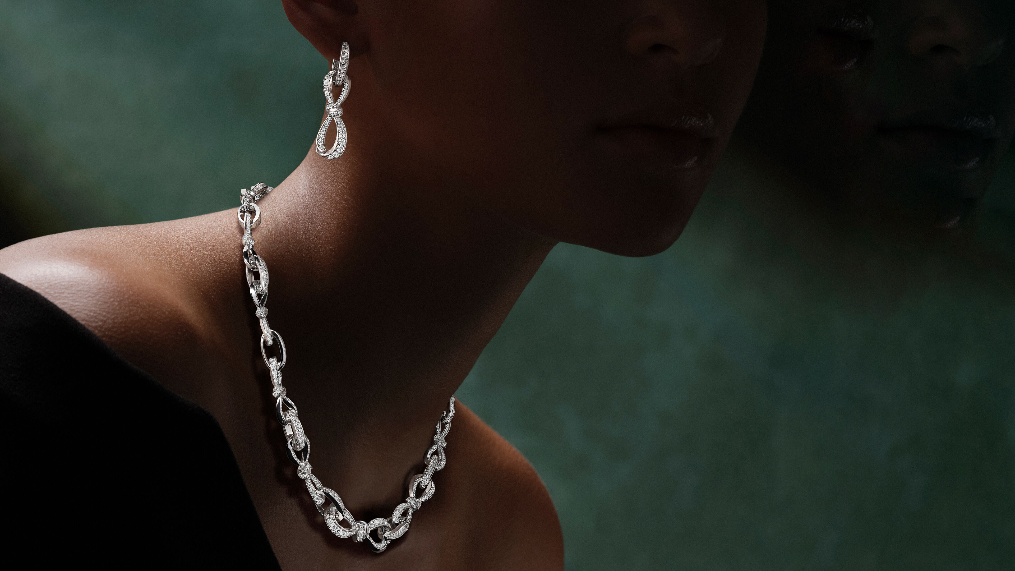 1963 - Image shows craftsman polishing Graff 1963 high jewellery suite in Graff workshop