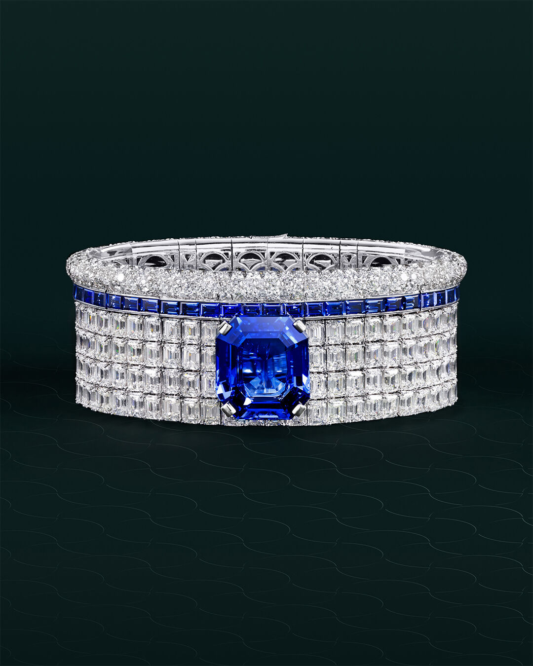 Image of Graff Sapphire High Jewellery Bangle