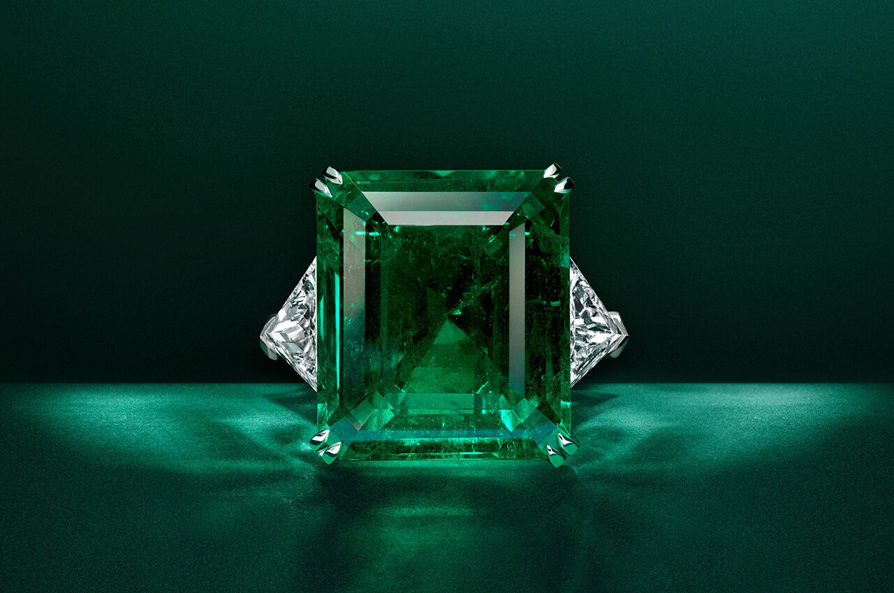 Image shows Graff High Jewellery Emerald Ring