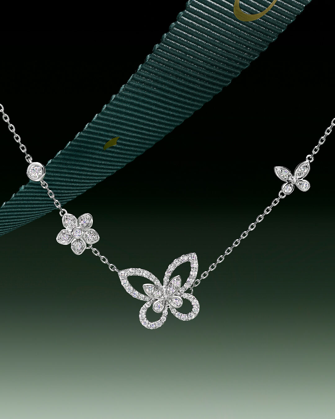 Necklaces and Pendants - image shows Graff Icon 8 diamond pendants