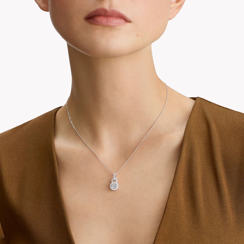 Icon 8圆形钻石吊坠