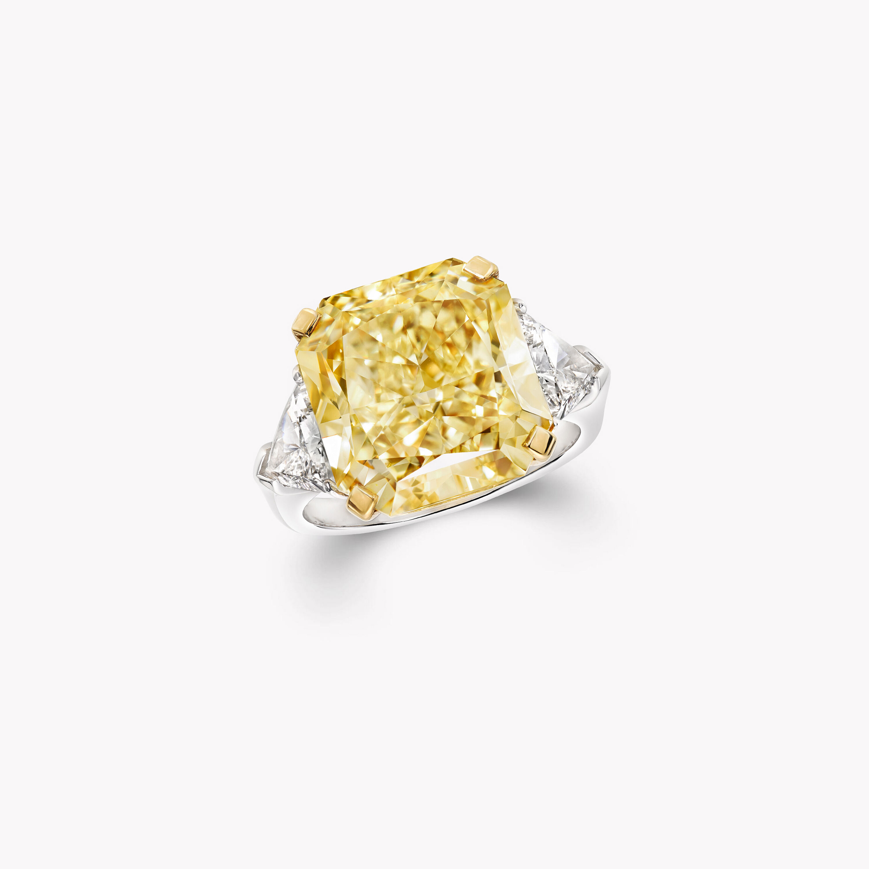 11.04 ct Fancy Yellow radiant cut diamond ring 12.28 cts Graff