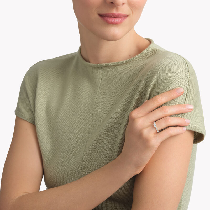 Foufou祖母绿形切割钻石戒指