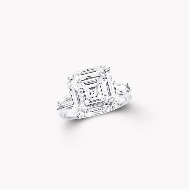 Emerald Cut Diamond High Jewellery Ring, , hi-res