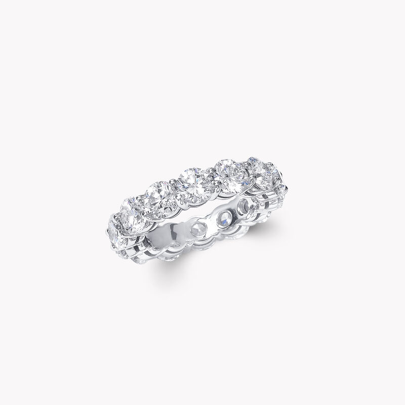 Shared Claw Round Diamond Wedding Band, , hi-res