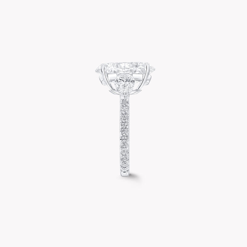 Promise Oval Diamond High Jewellery Ring Promise Oval Diamond High Jewellery Ring