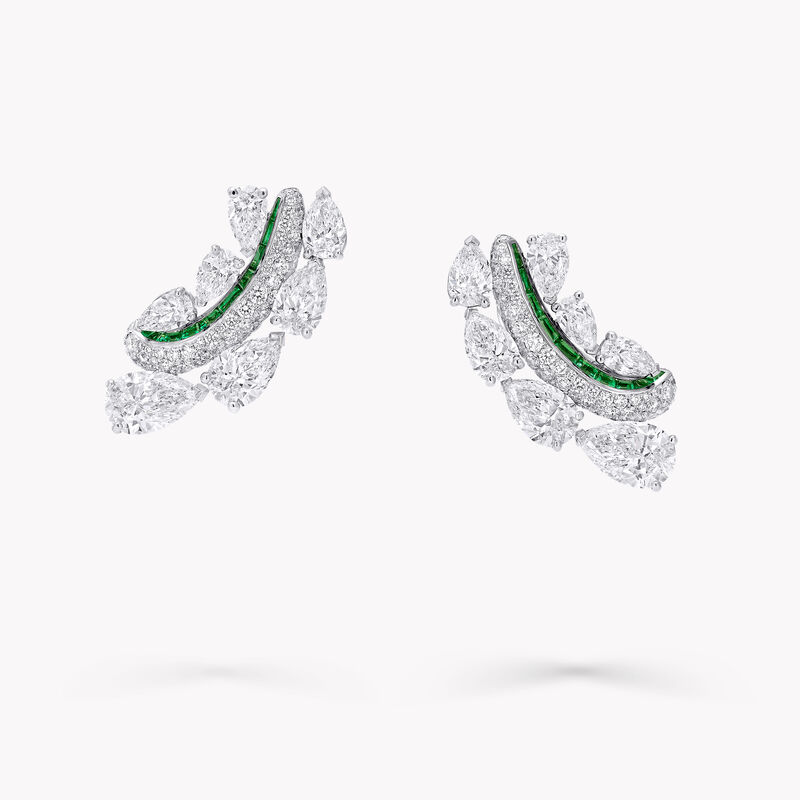 梨形和圆形钻石及梯形切割祖母绿耳环