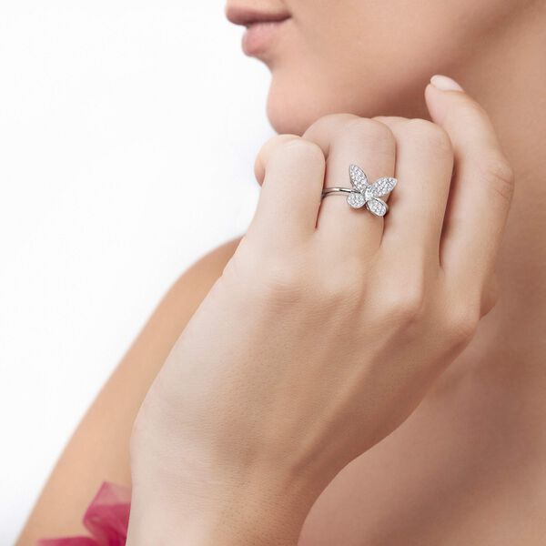 Pavé Butterfly Diamond Small Ring, , hi-res