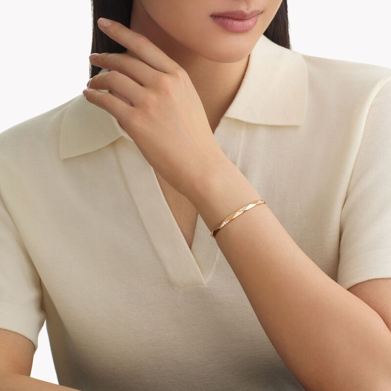 Laurence Graff Signature琢面密镶钻石手镯
