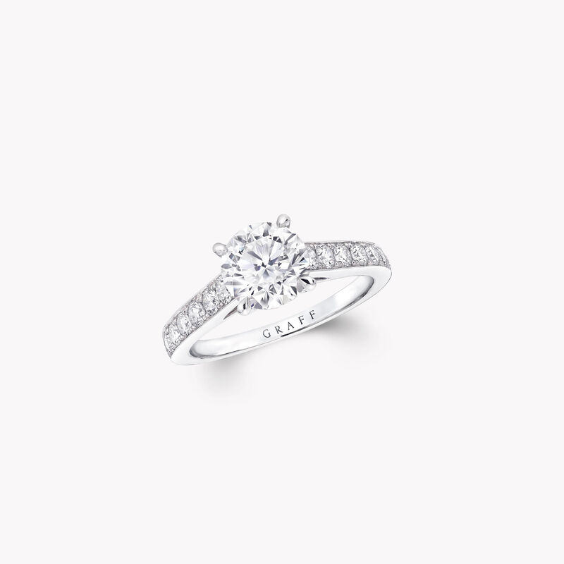 Flame圆形钻石订婚戒指