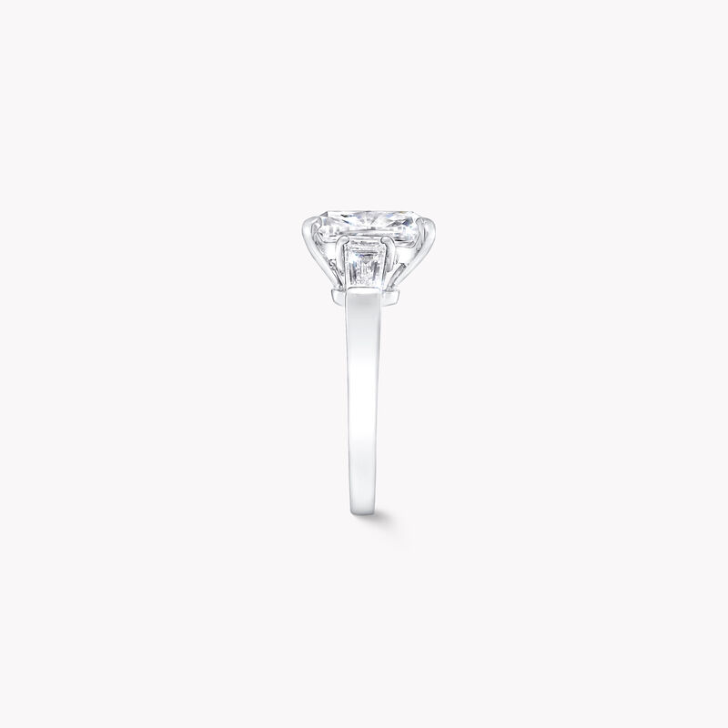 Cushion Cut Diamond High Jewellery Ring, , hi-res
