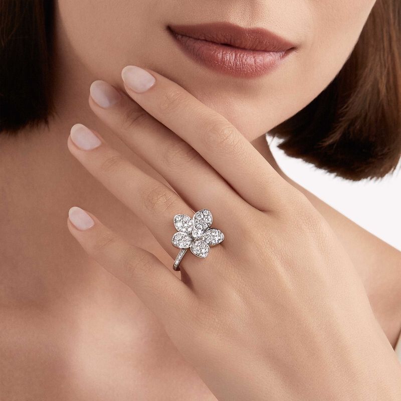 Wild Flower Large Pavé Diamond Ring