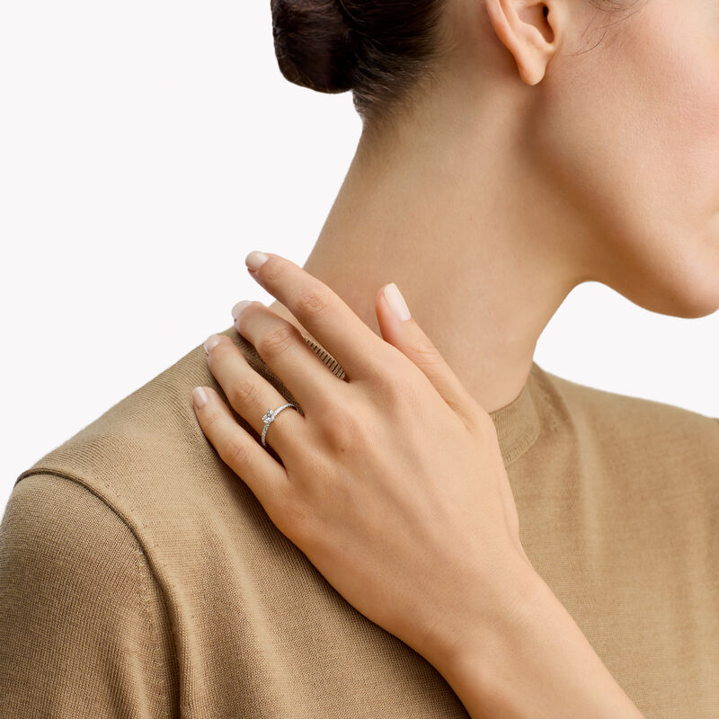 Foufou心形钻石戒指