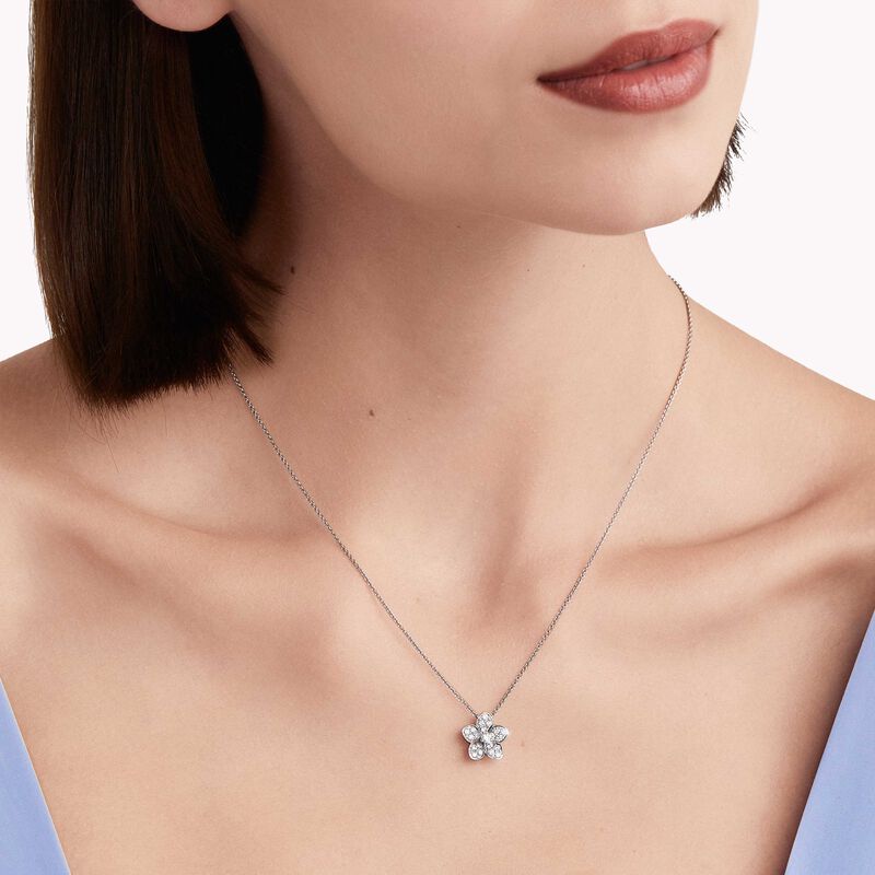 Wild Flower Pavé Diamond Pendant, , hi-res