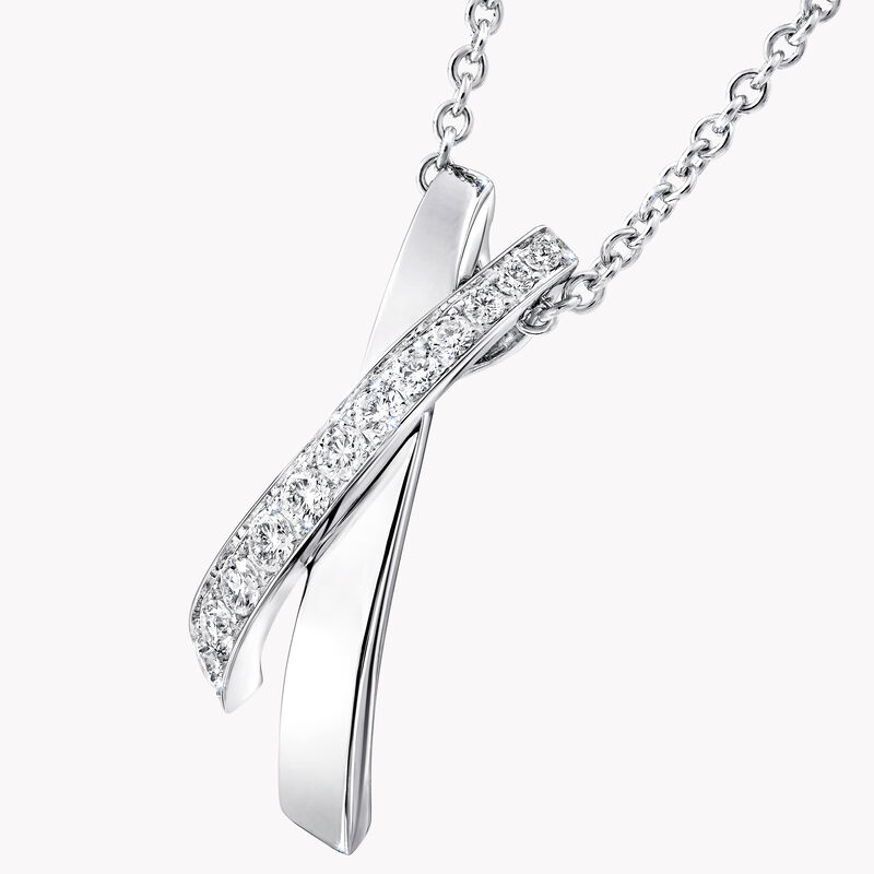 Kiss Diamond Pendant, , hi-res