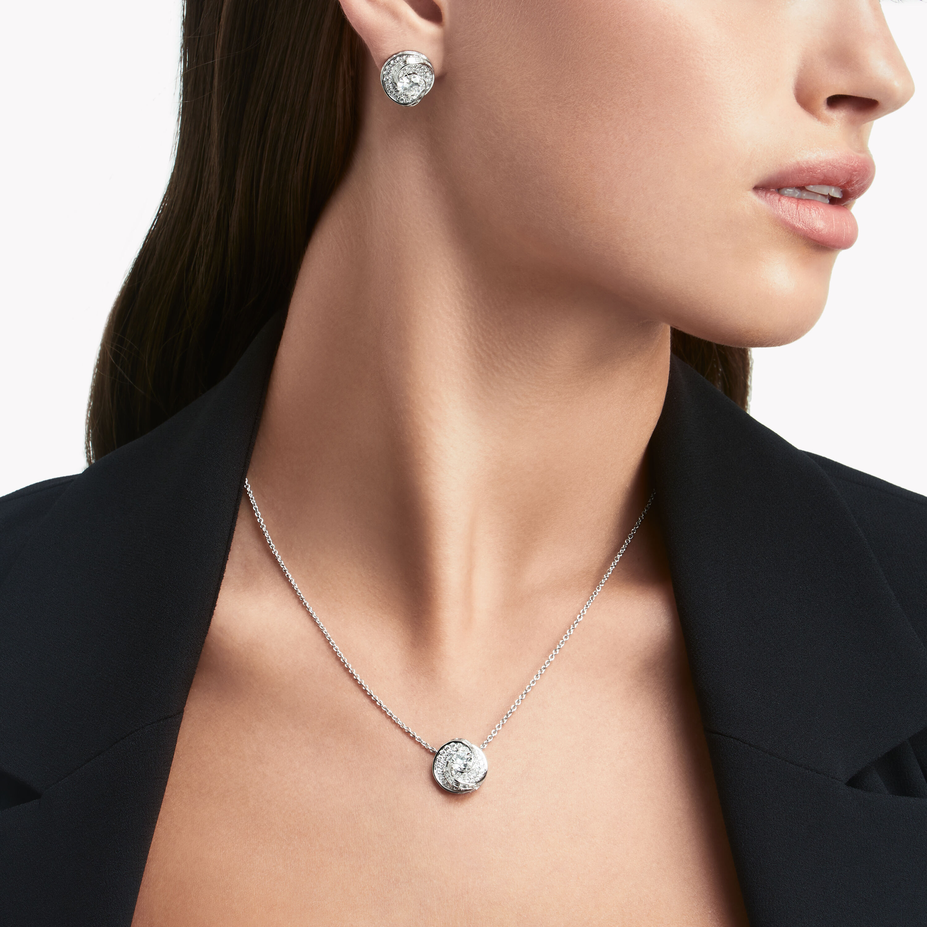 Round diamond earrings online