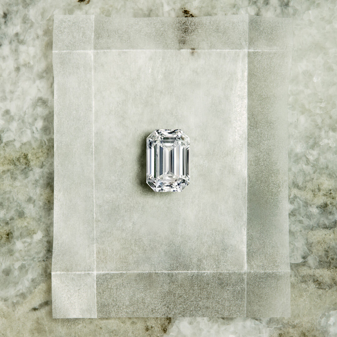 A Guide to Diamond Carat - image shows loose Graff diamond