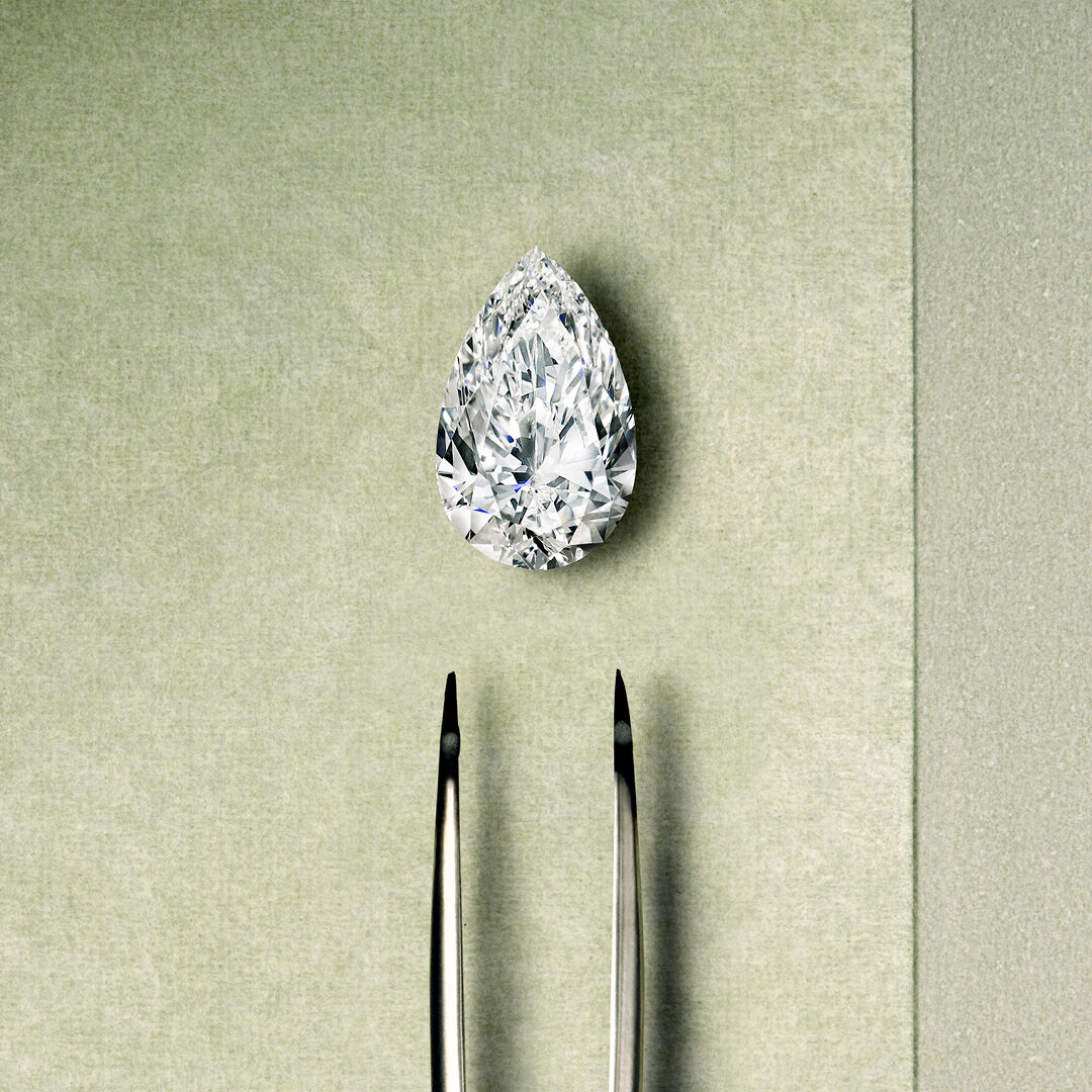A guide to Diamond Clarity- image shows loose Graff Pear Shape and Oval diamonds.